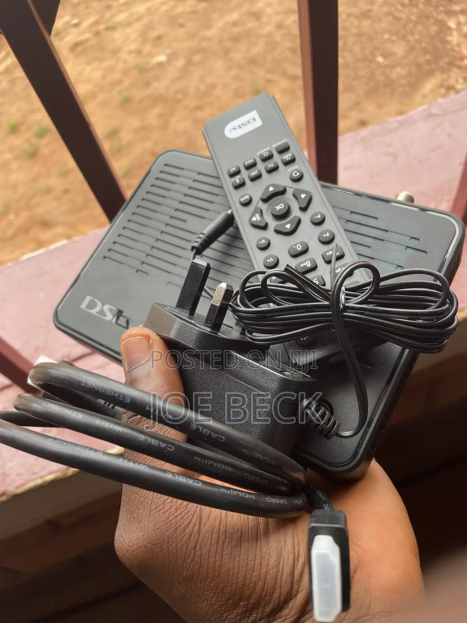 DSTV Decoder