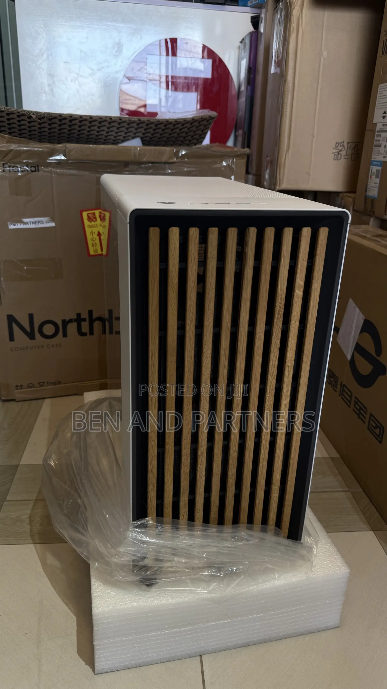 Fractal North Chalk White Atx Case