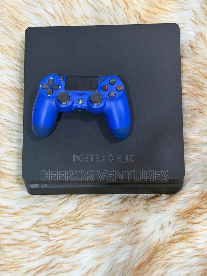 Ps4 Slim With 5 Online and Offline Games and 1 Controller