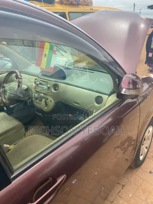 Toyota Sienta 2013 Brown