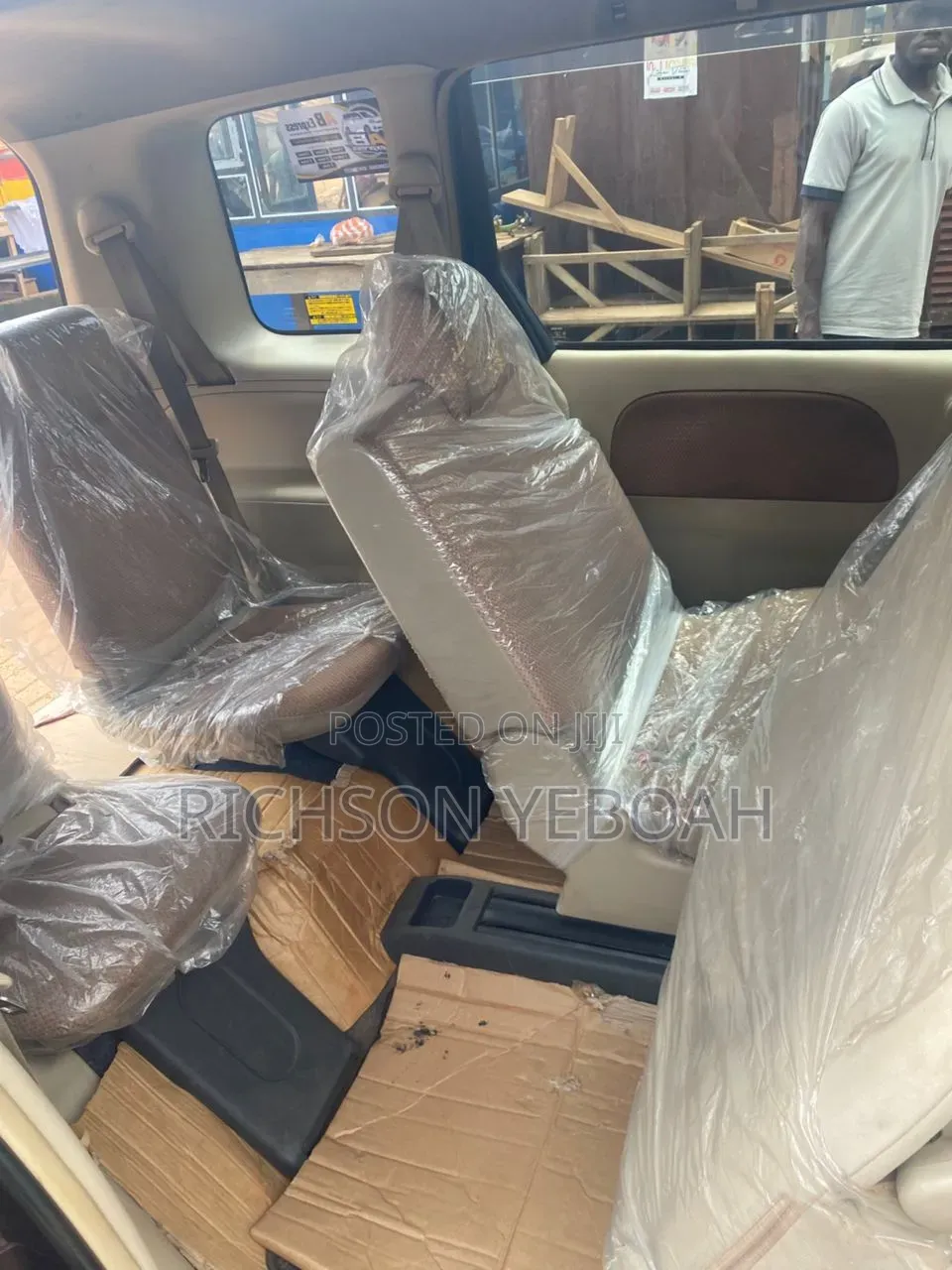 Toyota Sienta 2013 Brown