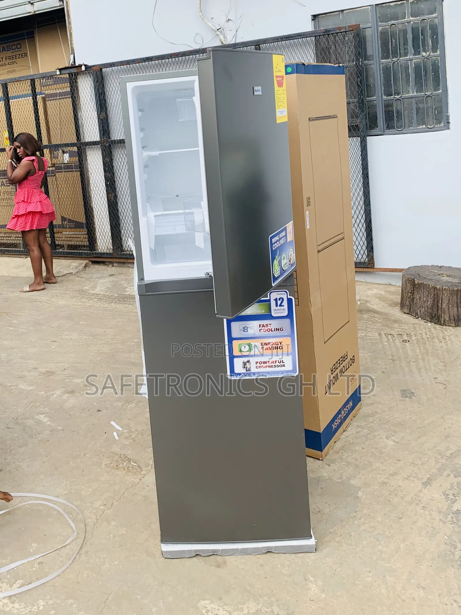 Neatly Sealed Nasco NASD2-29SK 251L Double Door Bottom Freezer