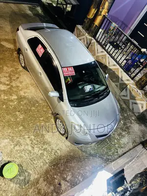 Toyota Belta 2009 Silver