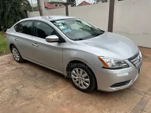 Nissan Sentra S 2016 Silver