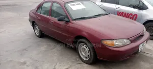 Ford Escort 1996 Red