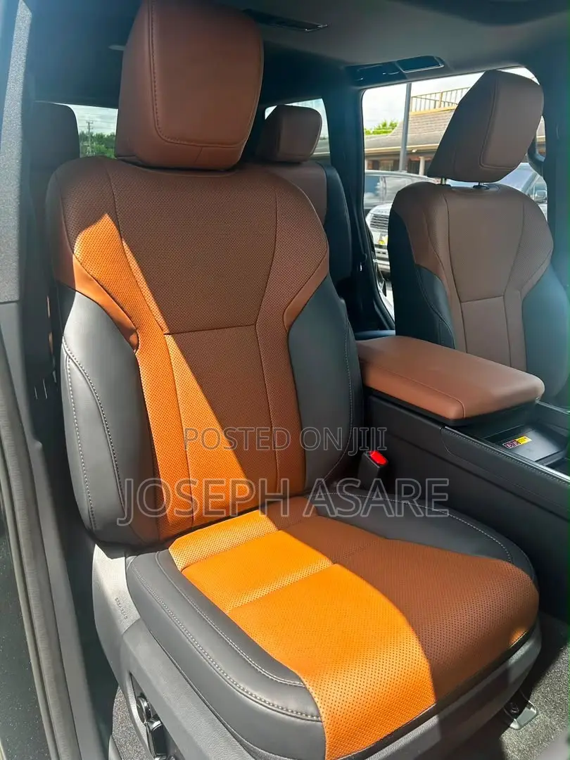 Lexus GX 2026 Black