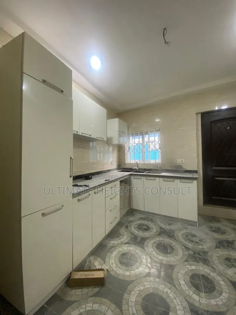 3bdrm House in Franko Estates, Amasaman for sale