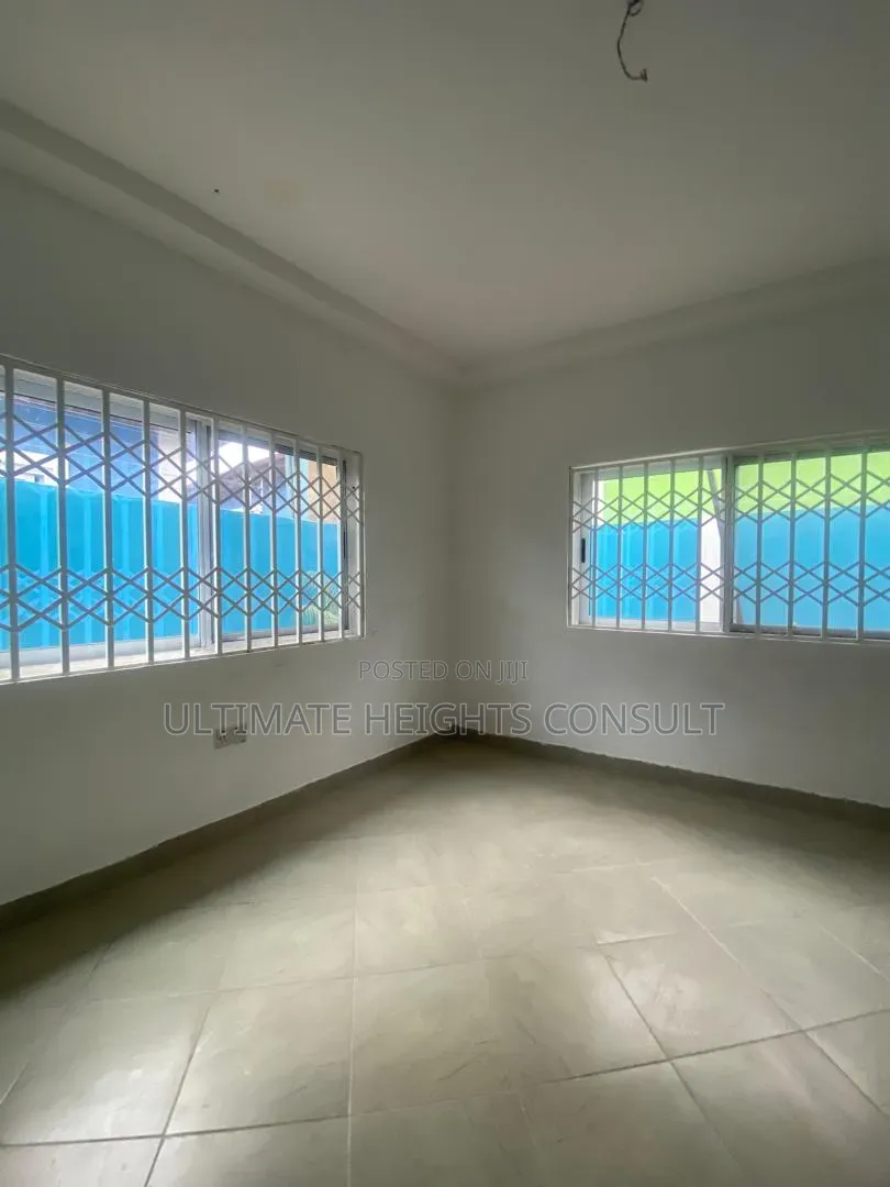 3bdrm House in Franko Estates, Amasaman for sale