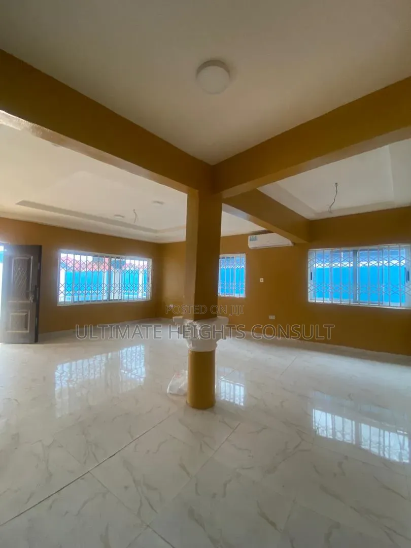 3bdrm House in Franko Estates, Amasaman for sale