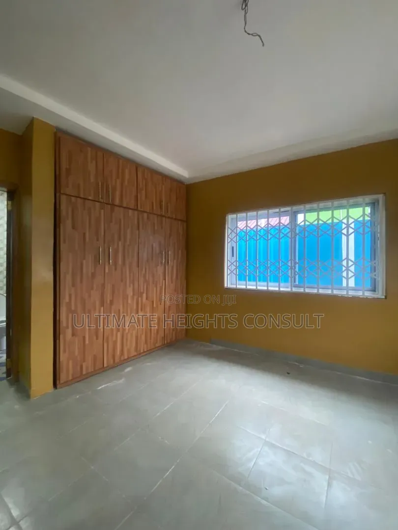 3bdrm House in Franko Estates, Amasaman for sale