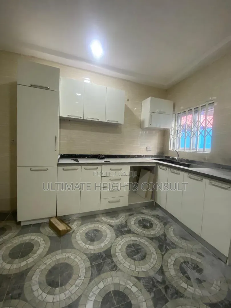 3bdrm House in Franko Estates, Amasaman for sale