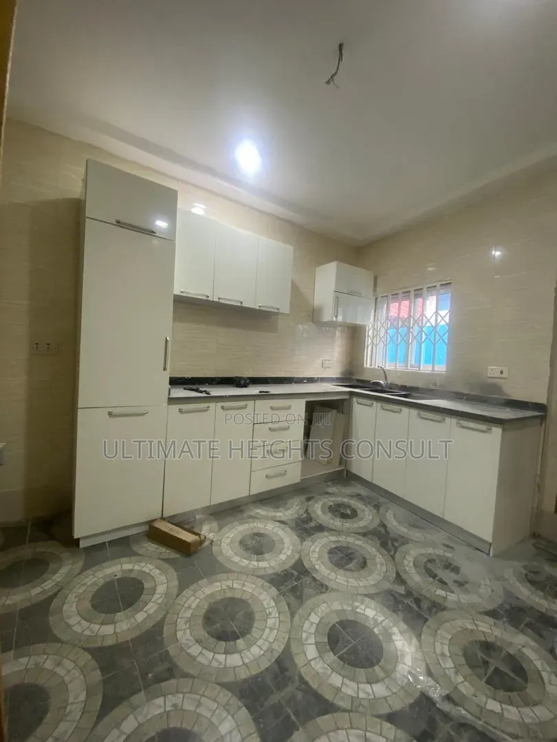 3bdrm House in Franko Estates, Amasaman for sale