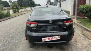 Toyota Corolla LE 2021 Black