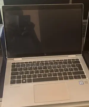 Laptop HP EliteBook 1030 8GB Intel Core i5 SSD 256GB