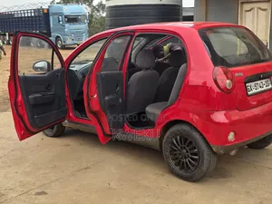 Daewoo DAB 2010 Red