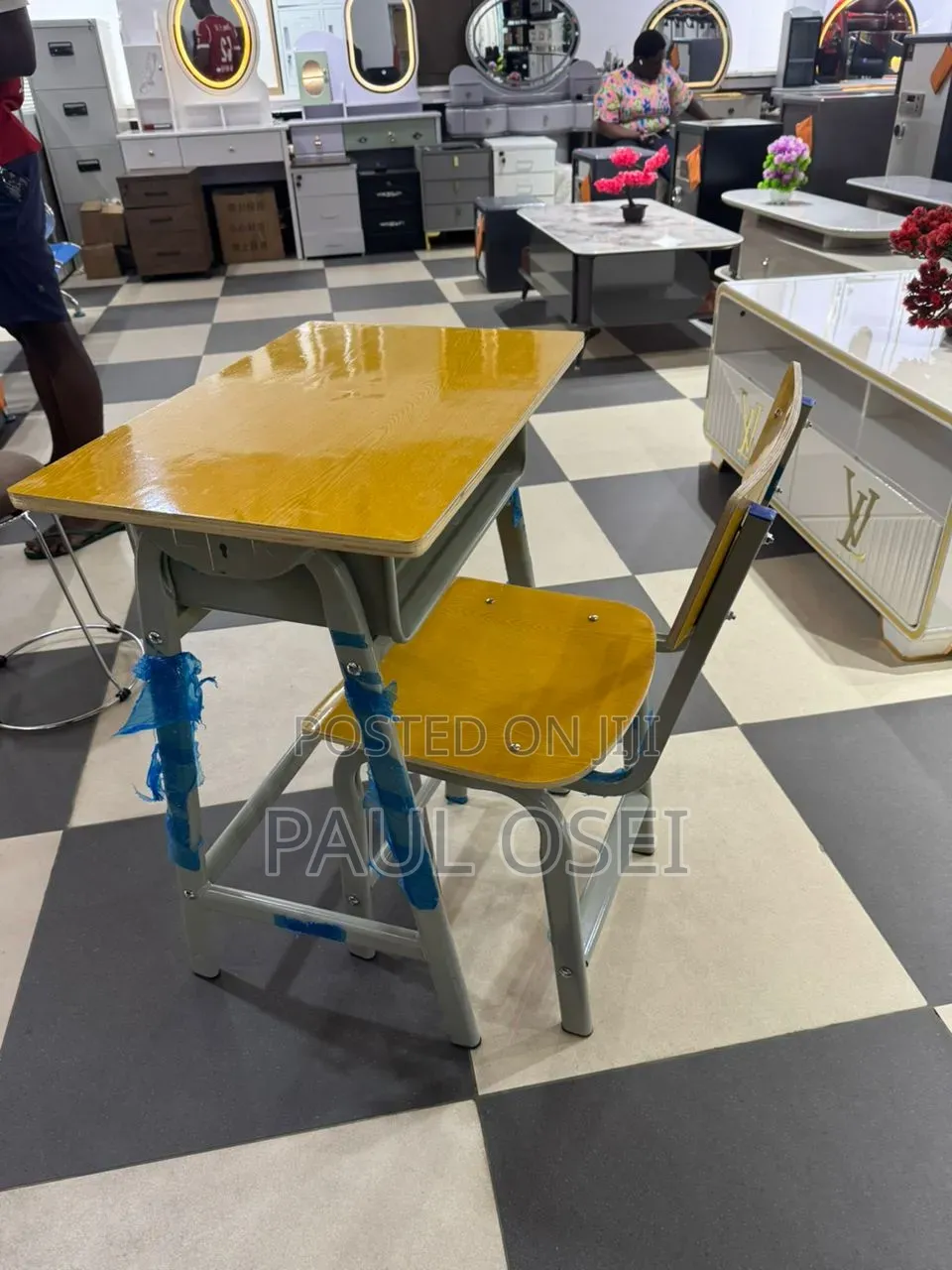 Student Desk