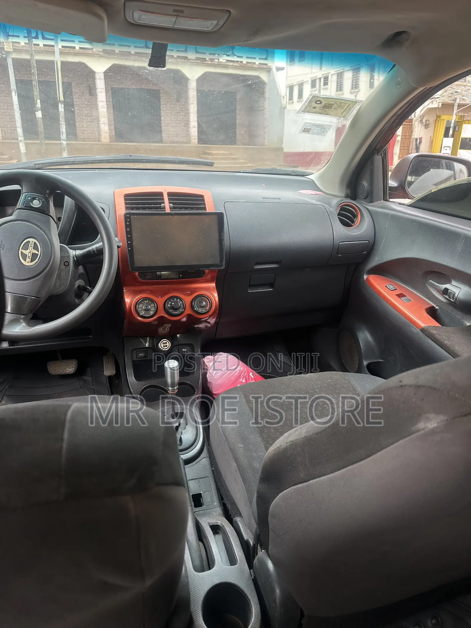 Scion xD Base 2009 Orange