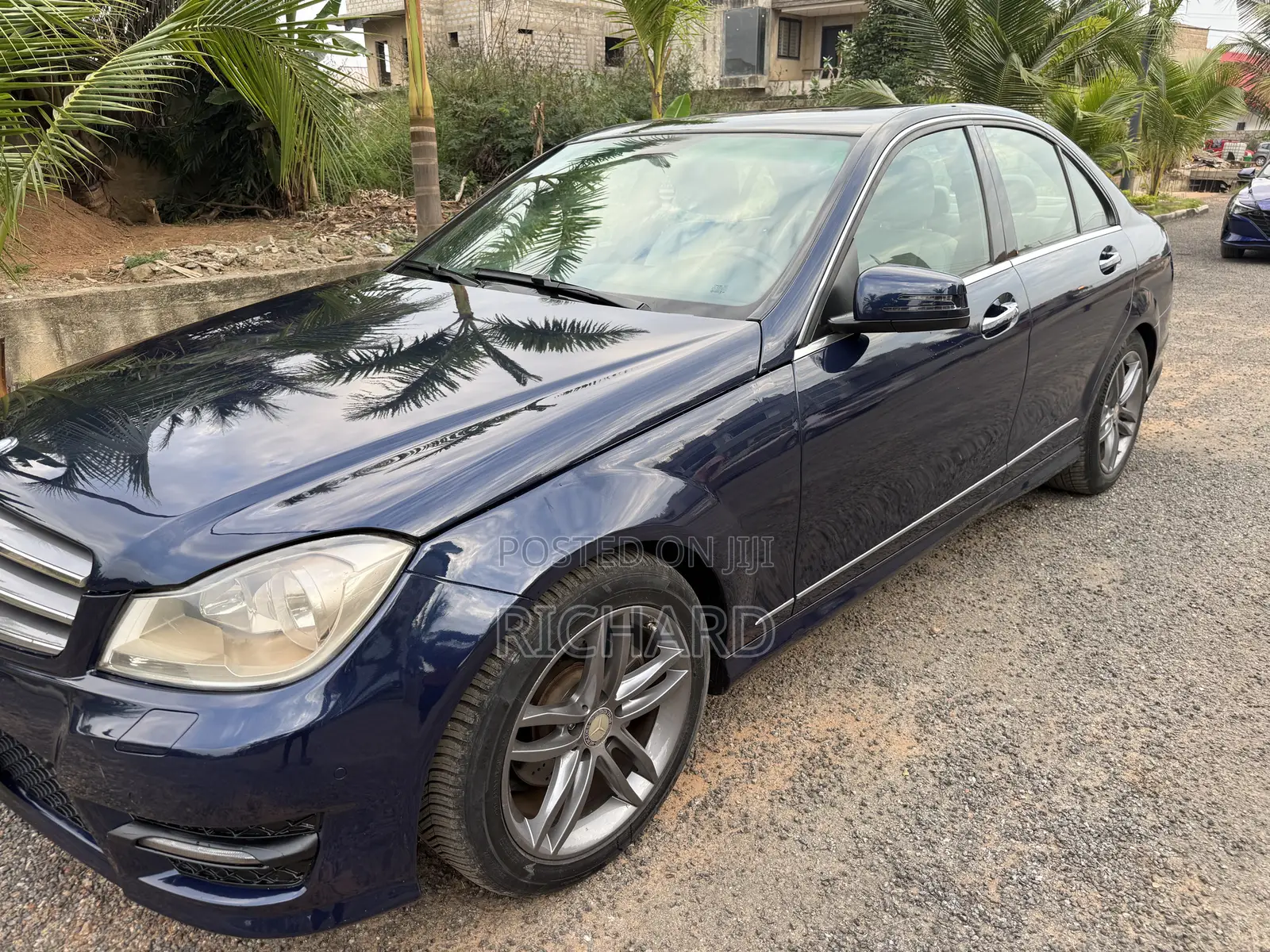Mercedes-Benz C250 2014 Blue
