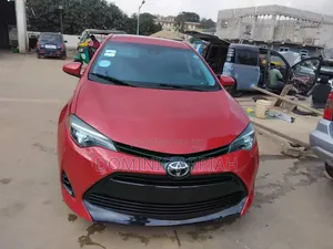 Toyota Corolla 2017 Red