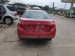 Toyota Corolla 2017 Red