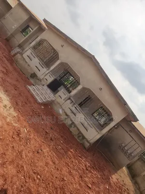 8bdrm House in Ahwiaa Medoma, Kumasi Metropolitan for sale