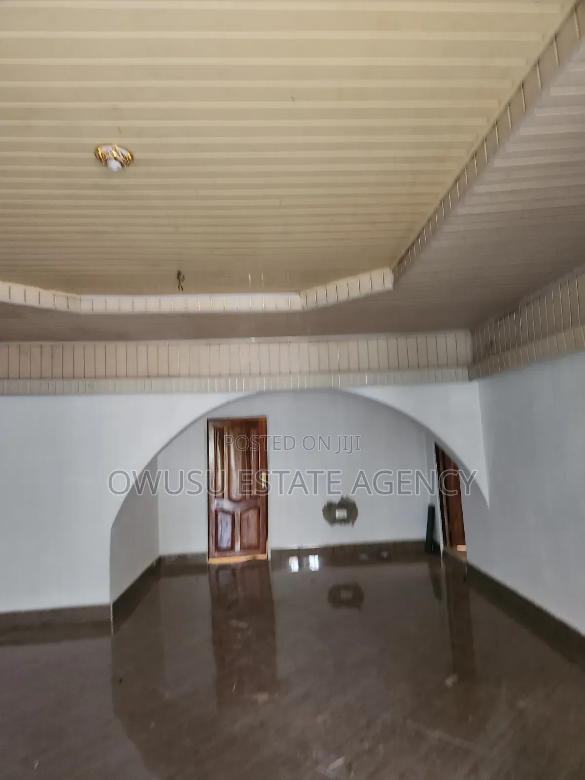 8bdrm House in Ahwiaa Medoma, Kumasi Metropolitan for sale