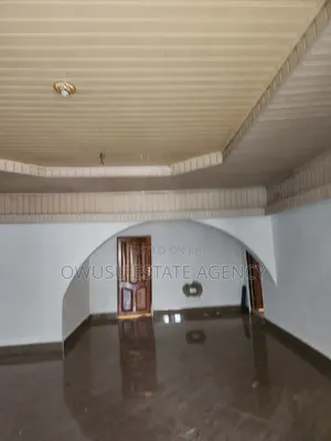 8bdrm House in Ahwiaa Medoma, Kumasi Metropolitan for sale