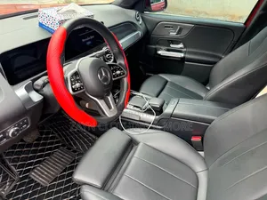 Mercedes-Benz GLB-Class 2020 Red
