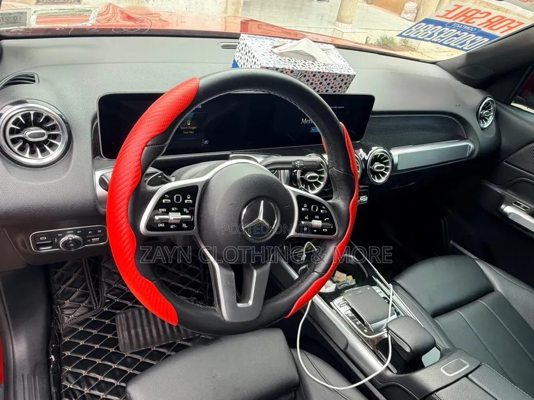Mercedes-Benz GLB-Class 2020 Red