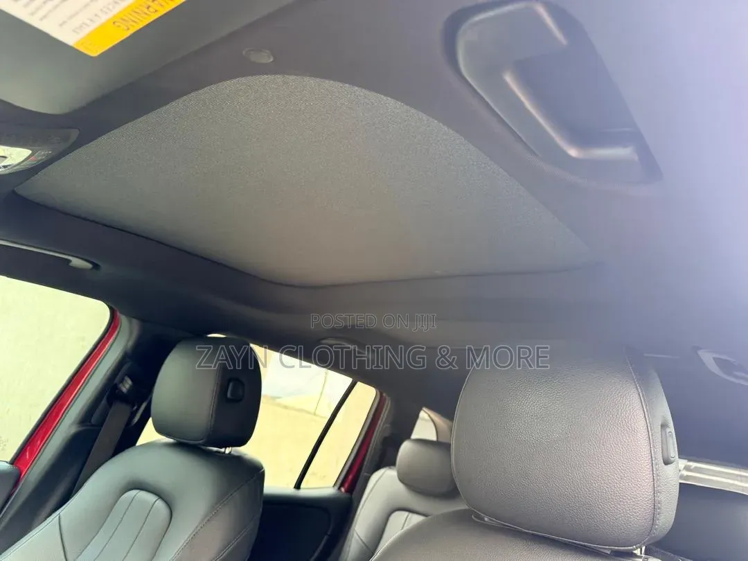 Mercedes-Benz GLB-Class 2020 Red