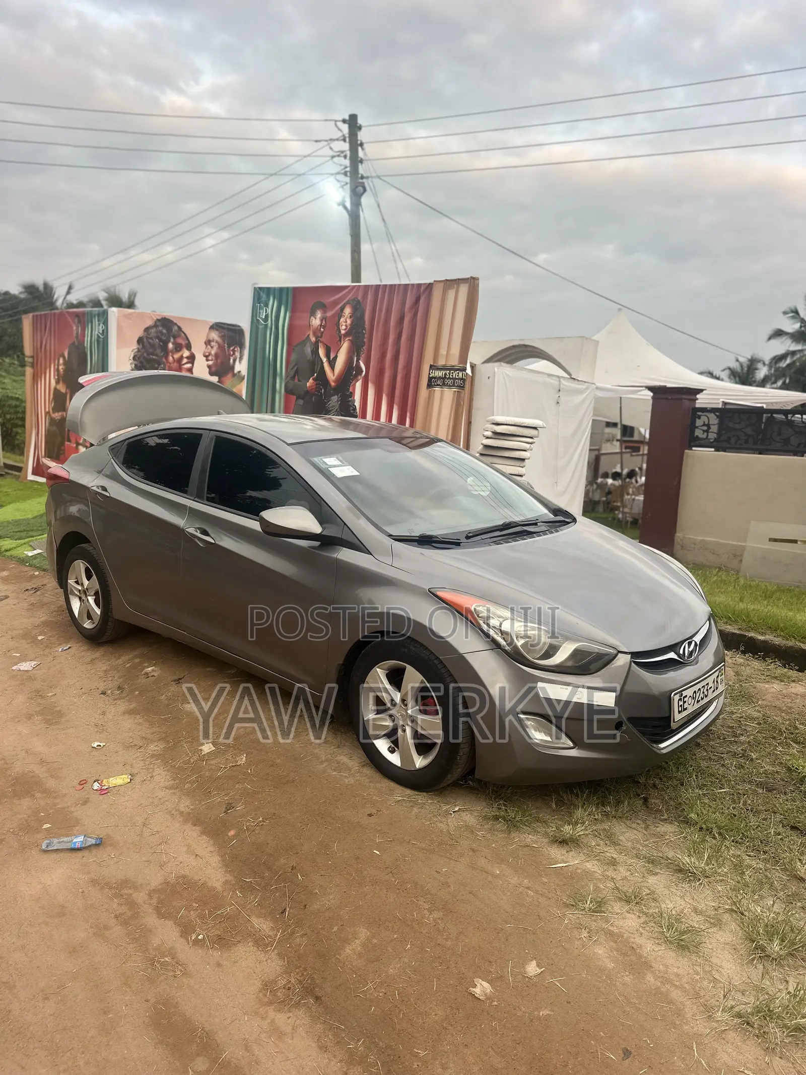 Hyundai Elantra GLS Sedan FWD (1.8L 4cyl 6A) 2013 Gray