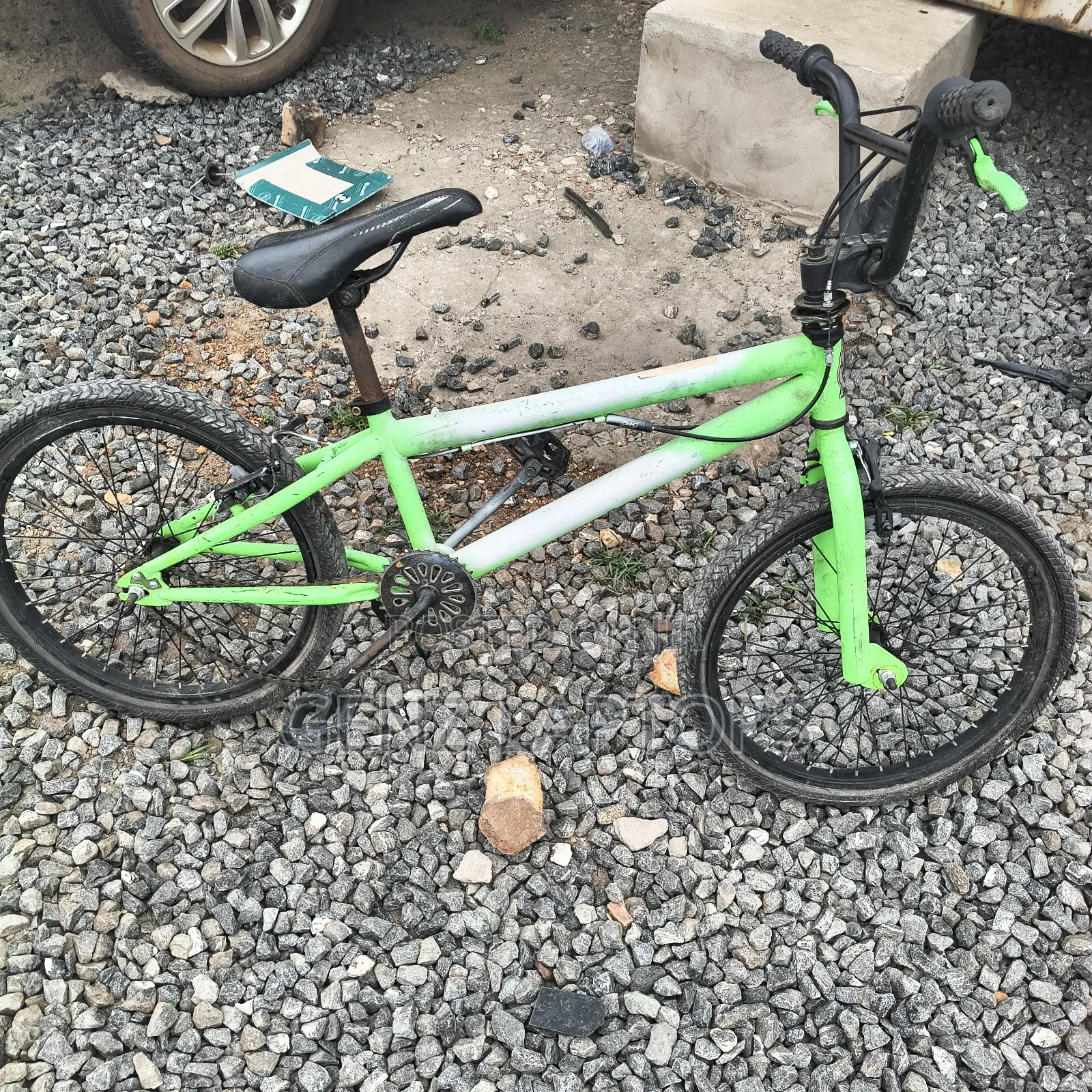 Green Bicycle