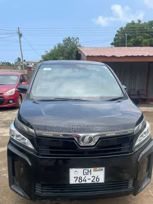 Toyota Voxy 2018 Black
