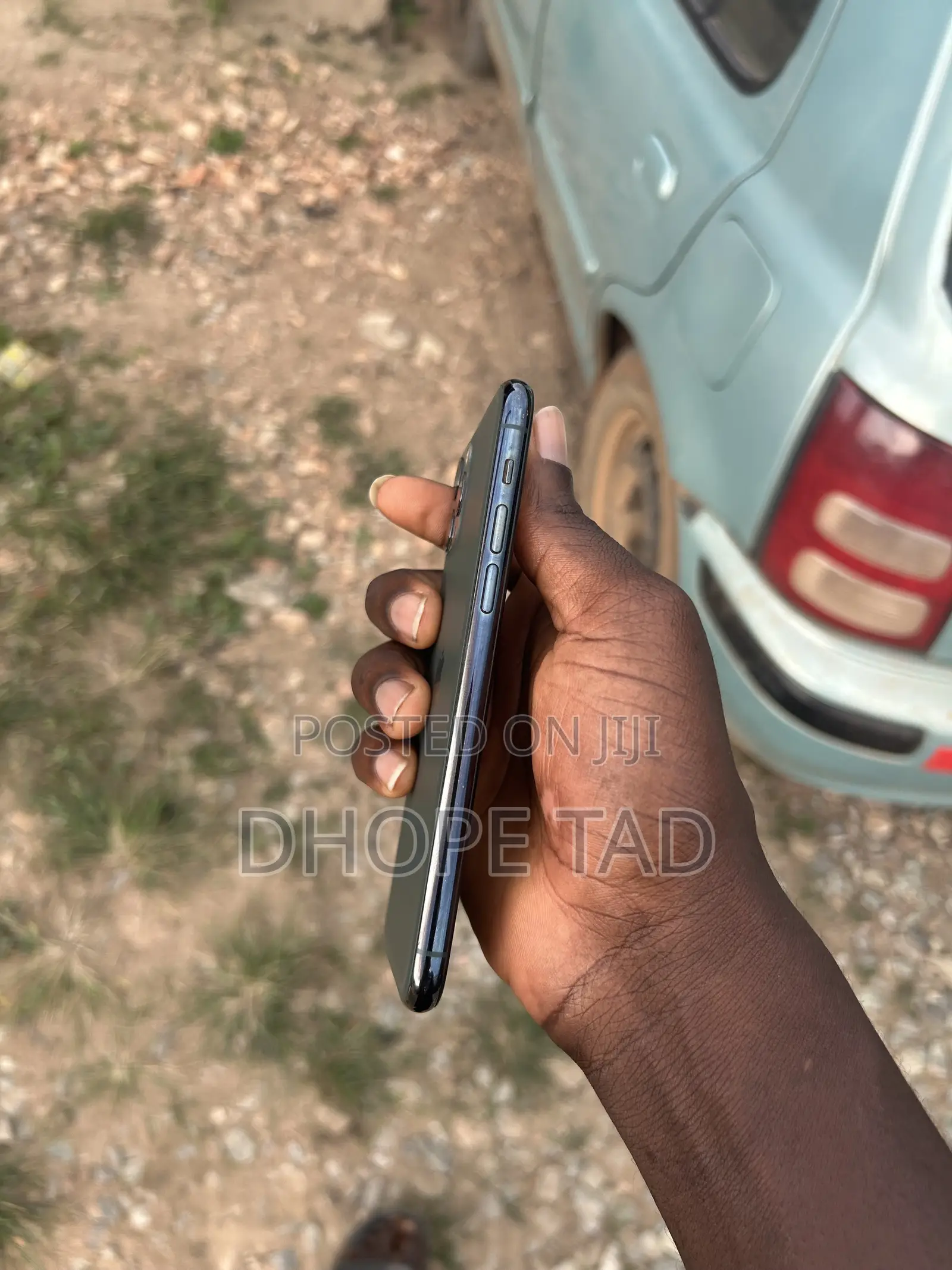 Apple iPhone 11 Pro 64 GB Gray