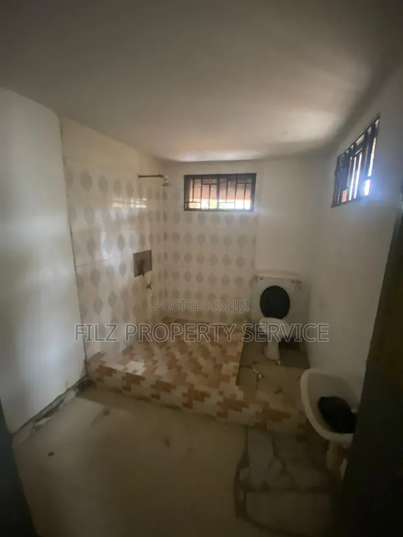 1bdrm Apartment in Church Of Pentecost, Police Station for rent