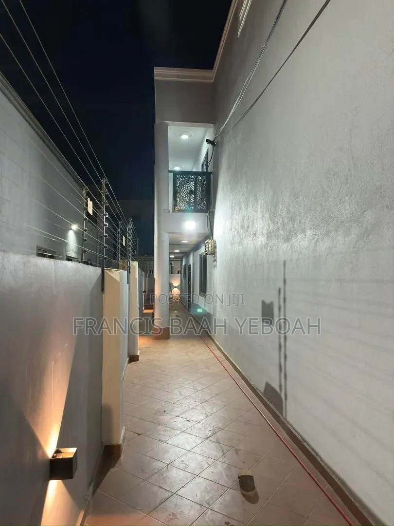 4bdrm House in Shining Star Real, Awutu Senya East Municipal for sale