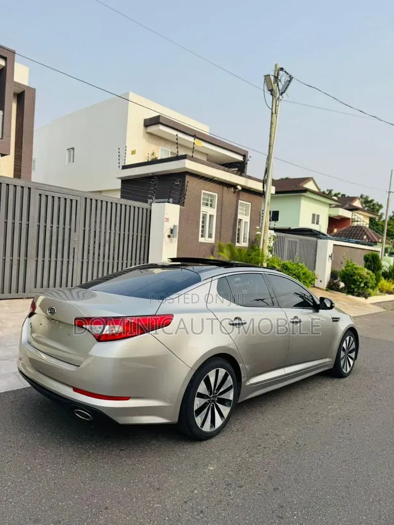 Kia Optima Limited 4dr Sedan (2.0L 4cyl Turbo 6A) 2014 Gold