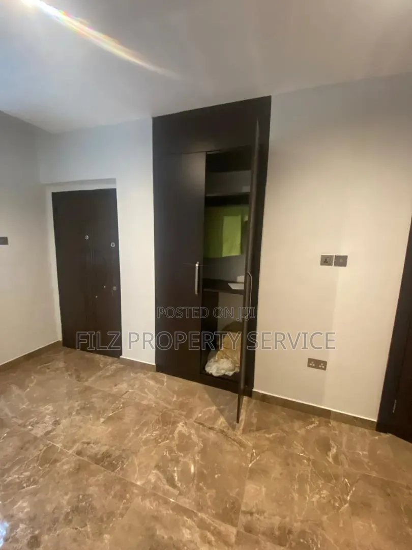 4bdrm House in Kayboat, Parakuo Estate for rent
