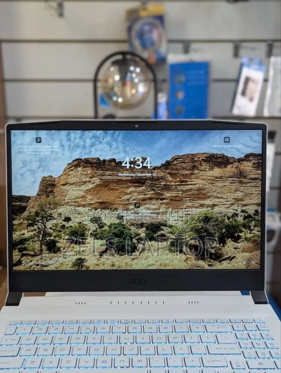 Laptop MSI MSI Sword 17 16GB Intel Core i7 SSD 512GB