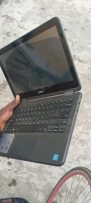 Laptop Dell Inspiron 11 3000 4GB Intel Pentium HDD 256GB