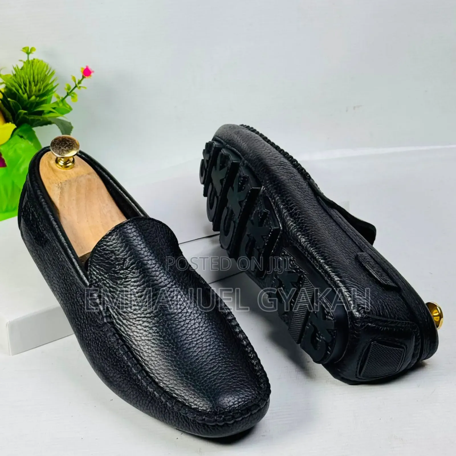 Quality Salvatore Ferragamo, Louis Vuitton Calvin Klein Loafers