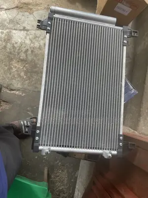 Toyota Yaris/ Vitz Airconditioning Condensor