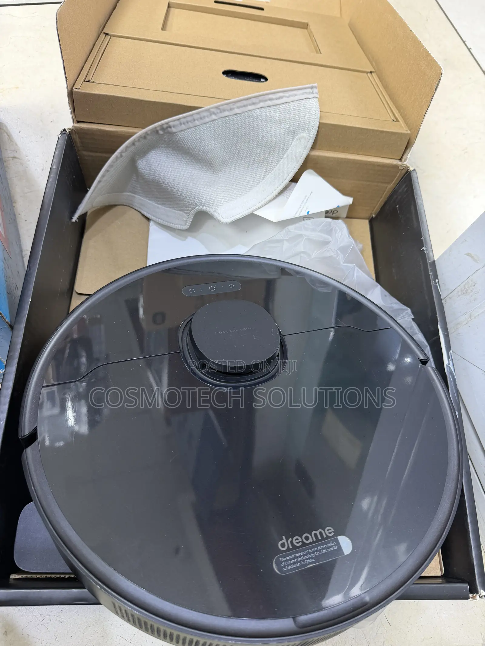 Dreame L10 Pro Vacuum Robot Used