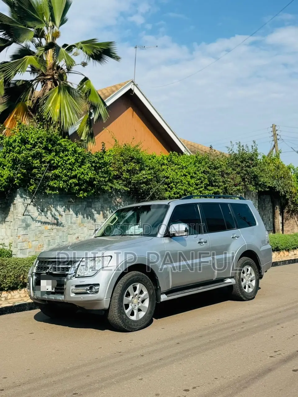 Mitsubishi Pajero V80 3.5 V6 GL/GLS 2016 Silver