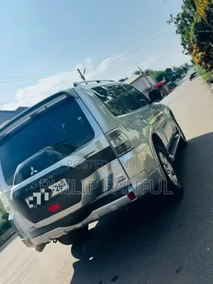 Mitsubishi Pajero V80 3.5 V6 GL/GLS 2016 Silver