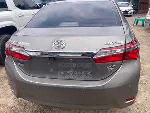 Toyota Corolla 2019 Beige