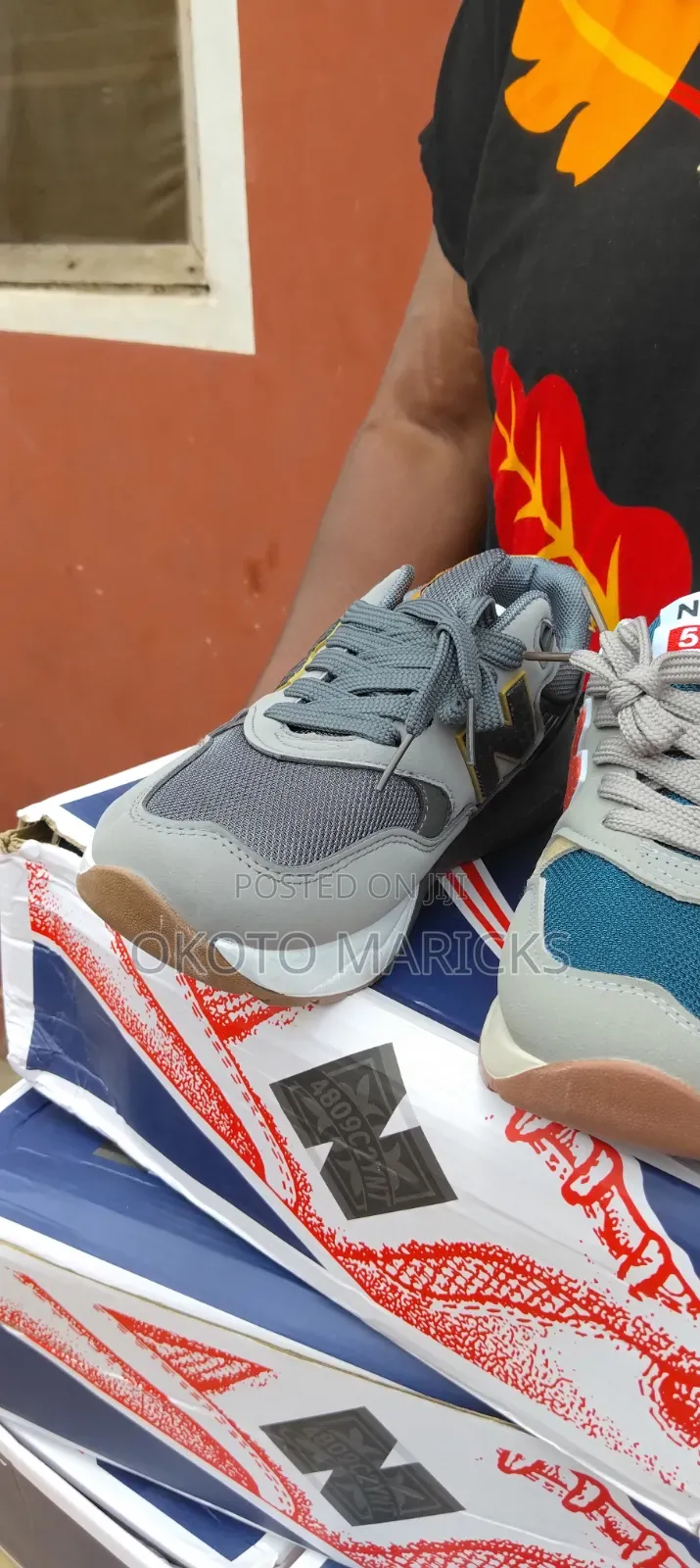 New Balance Sneaker