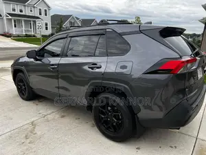 Toyota RAV4 LE 2022 Gray