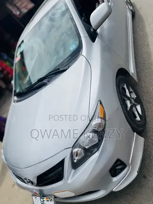 Toyota Corolla 2013 Silver
