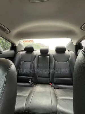 Hyundai Elantra 2013 White